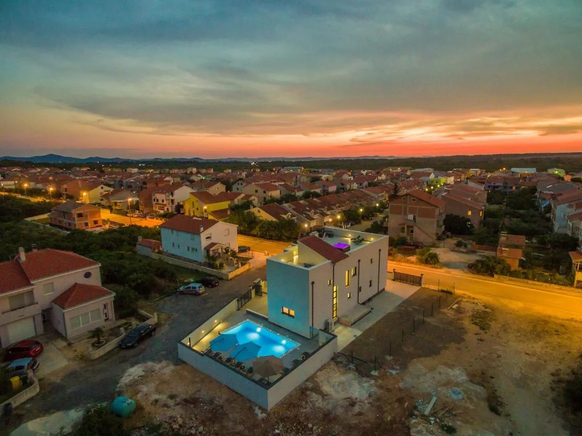 Villa Nika Zadarvillas  Zadar